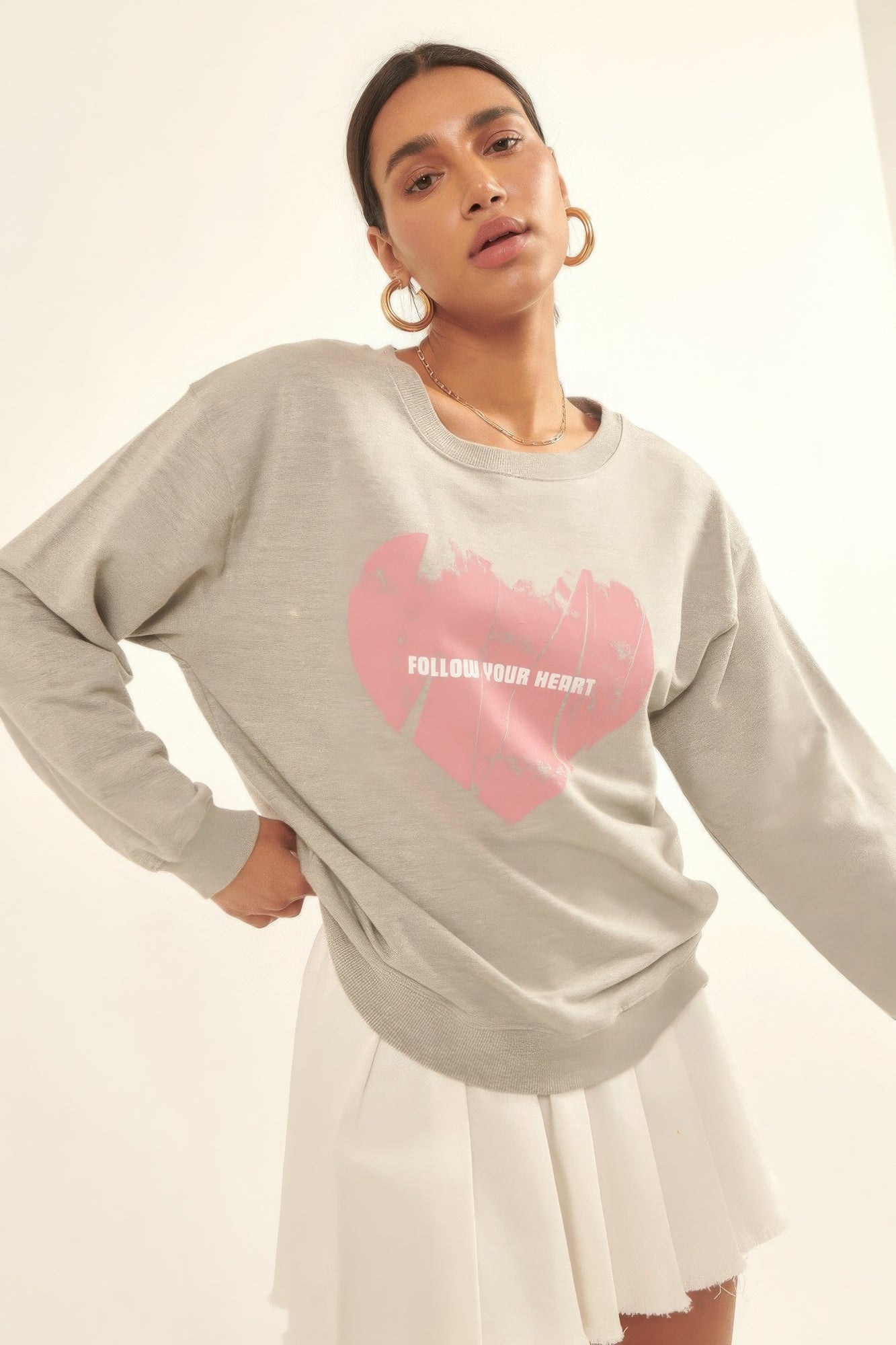 Vintage-style Heart Graphic Print French Terry Knit Sweatshirt